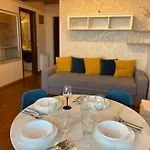 Sea View Summerland Escape Apartment