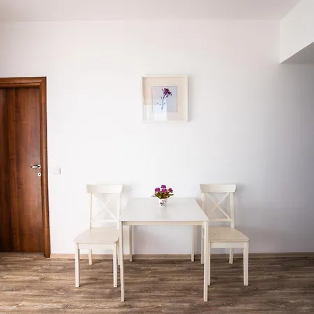 Sea View Summerland Escape