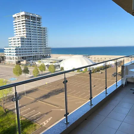 Sea View Summerland Escape Апартаменты