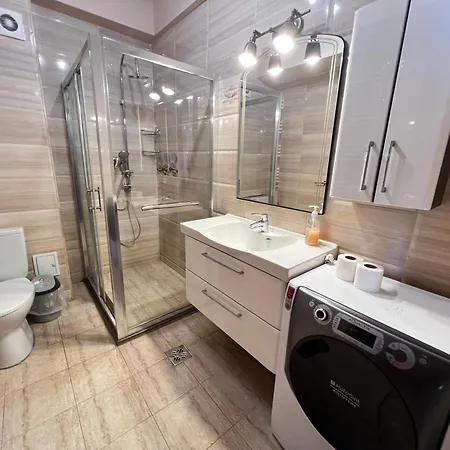 Апартаменты Sea View Summerland Escape *